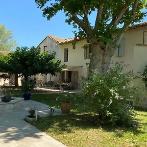 Mas Des Cigognes Bed & Breakfast